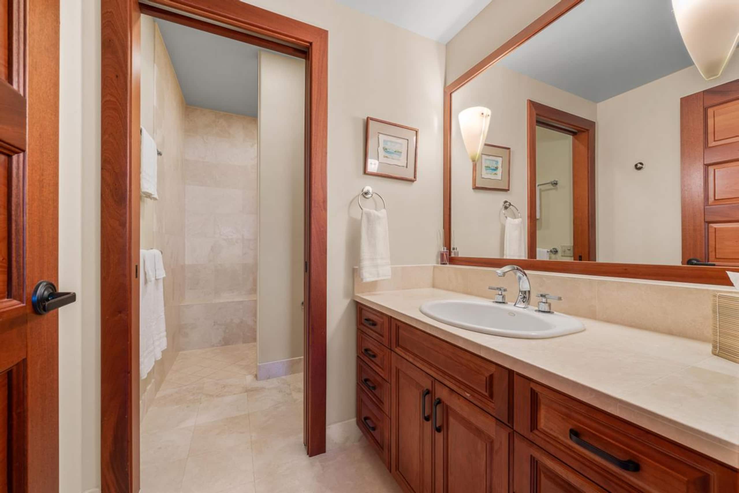 Condo in Waimea · ★5.0 · 3 bedrooms · 4 beds · 3.5 shared baths - Image 17