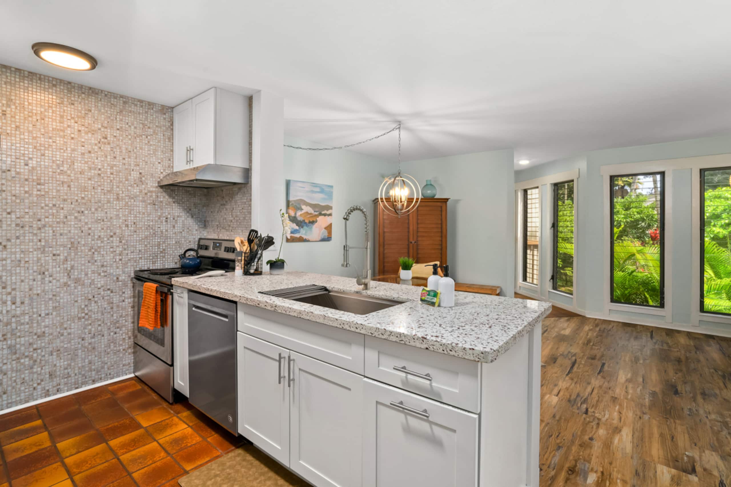 Condo in Koloa · ★4.89 · 1 bedroom · 1 bed · 1 bath - Image 9