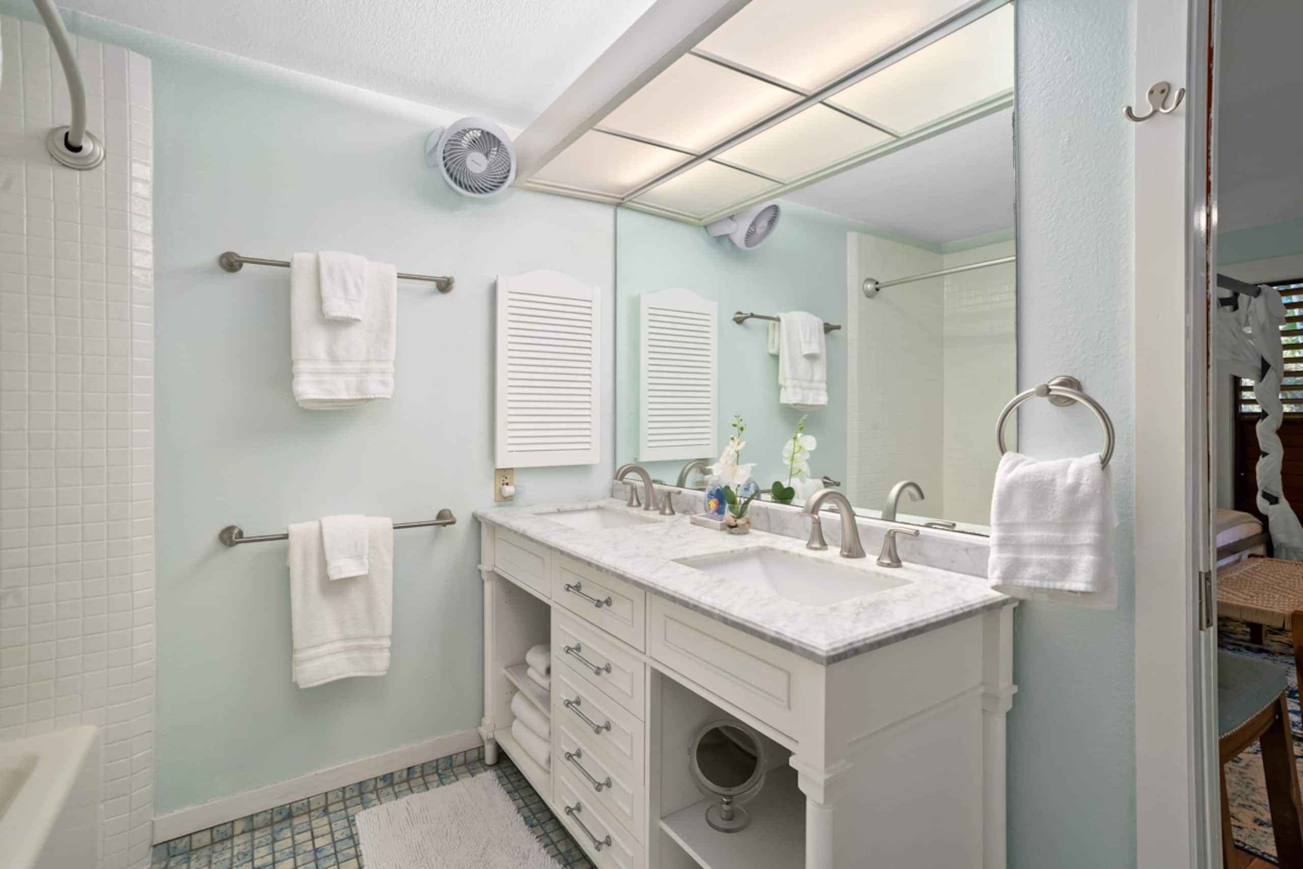 Condo in Koloa · ★4.89 · 1 bedroom · 1 bed · 1 bath - Image 14