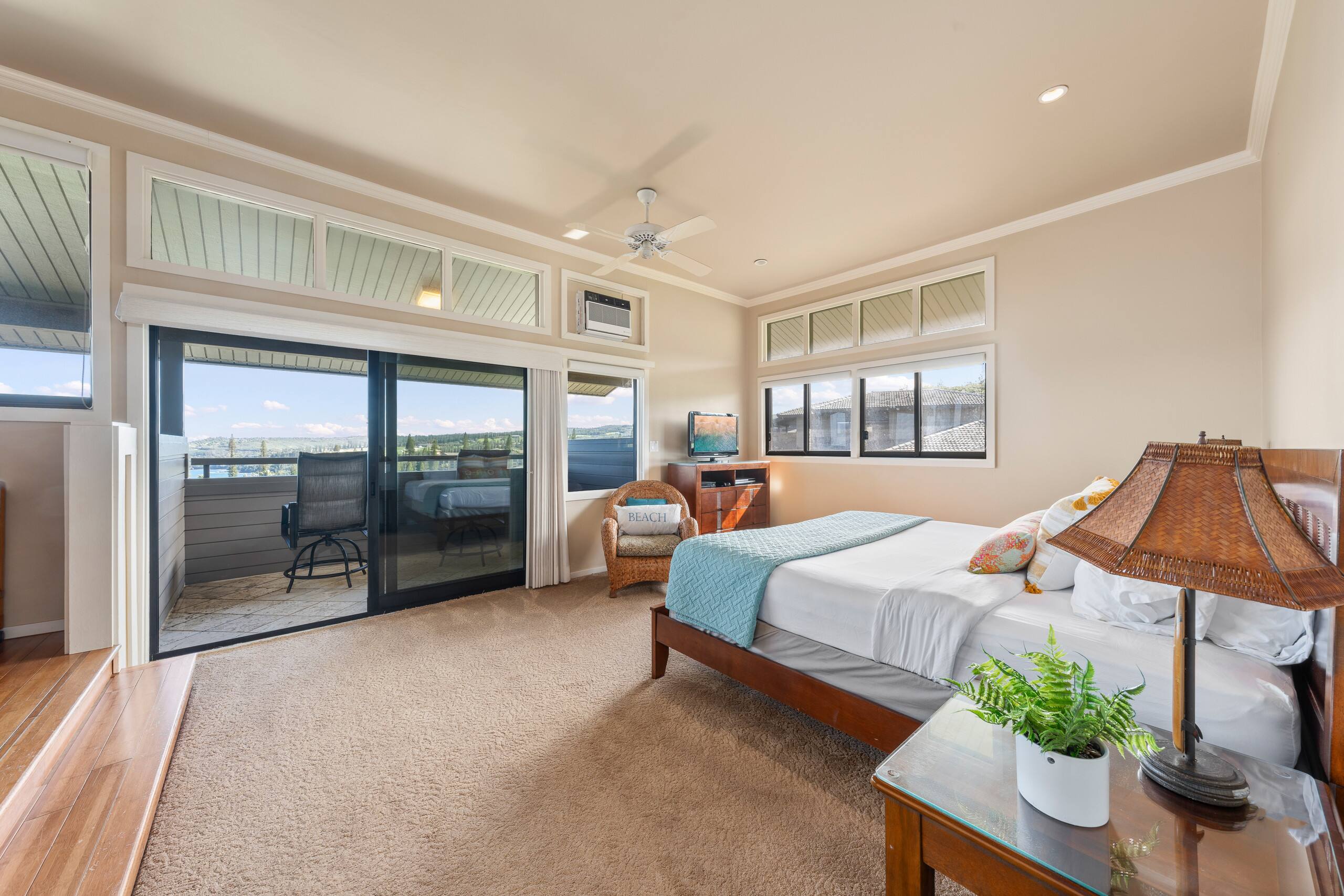 Condo in Lahaina · ★4.82 · 2 bedrooms · 4 beds · 3 baths - Image 16