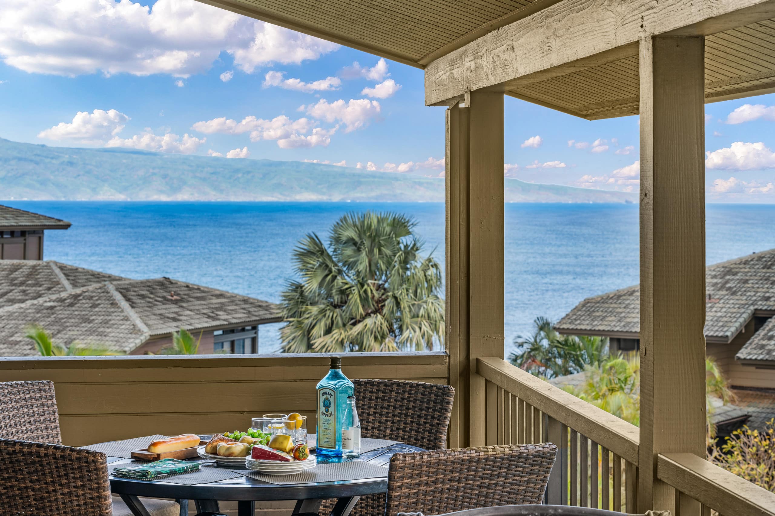 Condo in Lahaina · ★4.82 · 2 bedrooms · 4 beds · 3 baths - Image 32