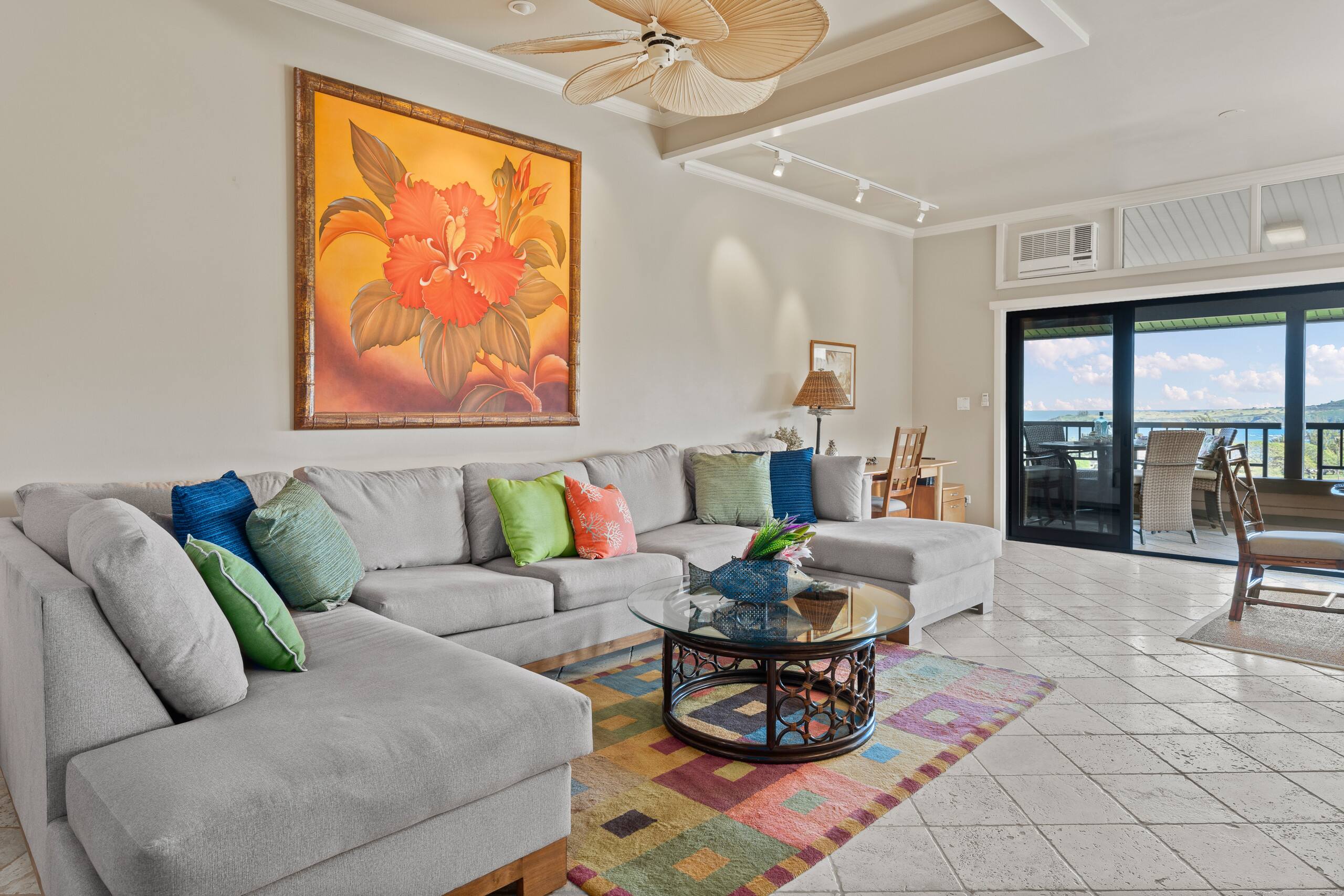 Condo in Lahaina · ★4.82 · 2 bedrooms · 4 beds · 3 baths - Image 2