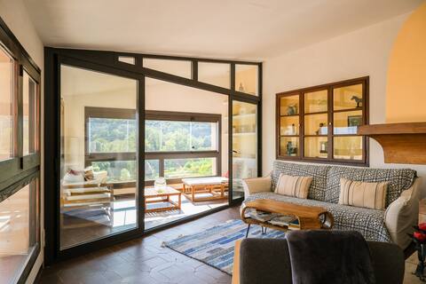 10 Del Pont. Accommodation with panoramic views