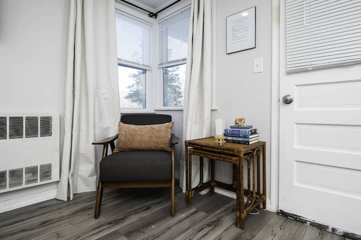 The Cutler 1 Br · Near Mystic, Casinos + Uscga - Mystic, CT