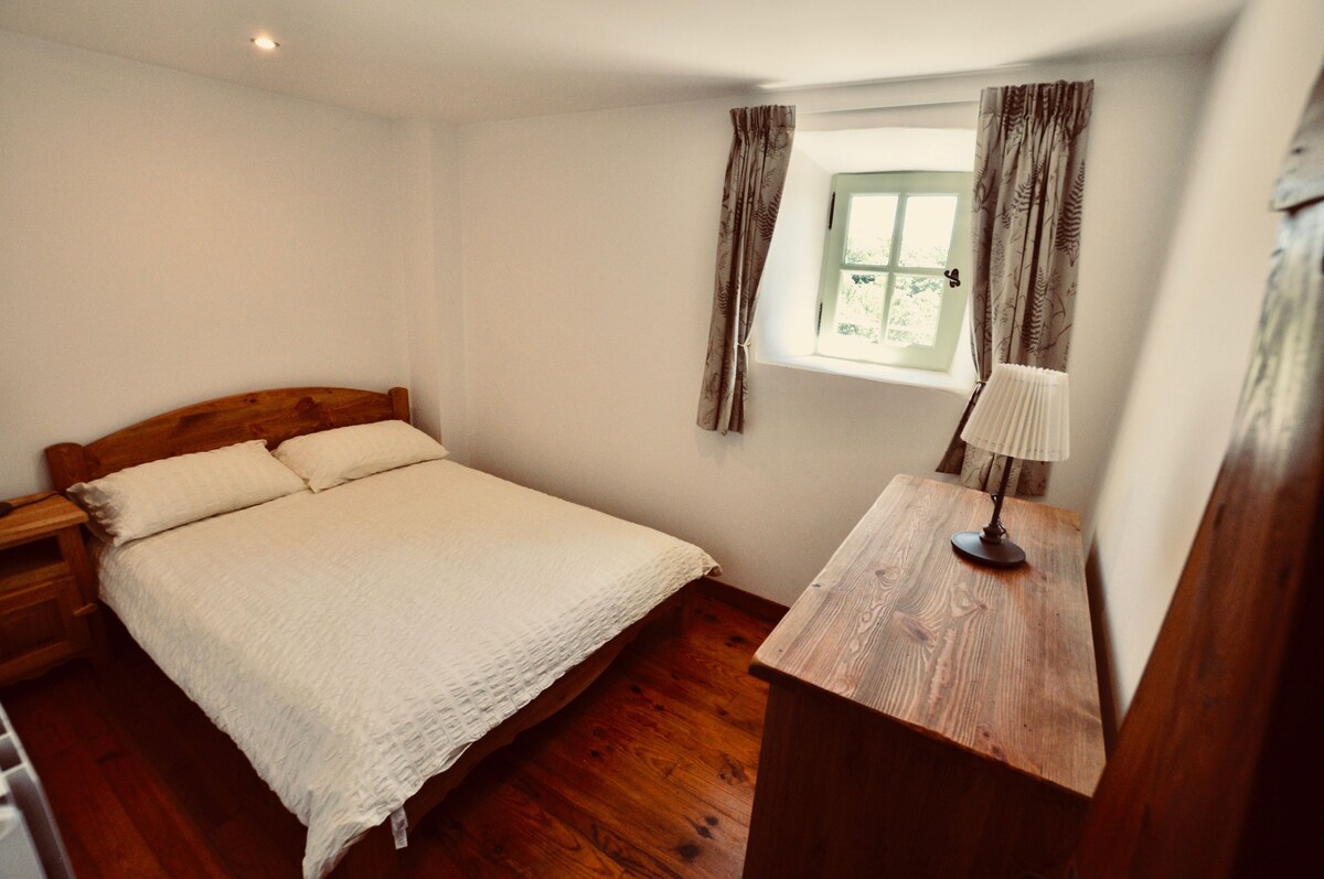 Удобна единична спалня