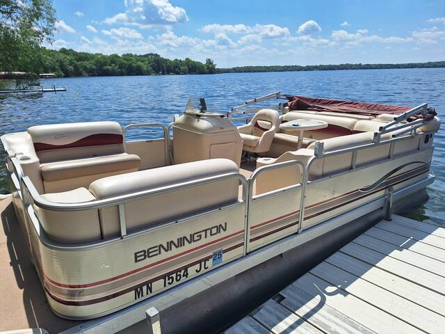 Scout Camp on Lake Sylvia with pontoon included gallery image 5