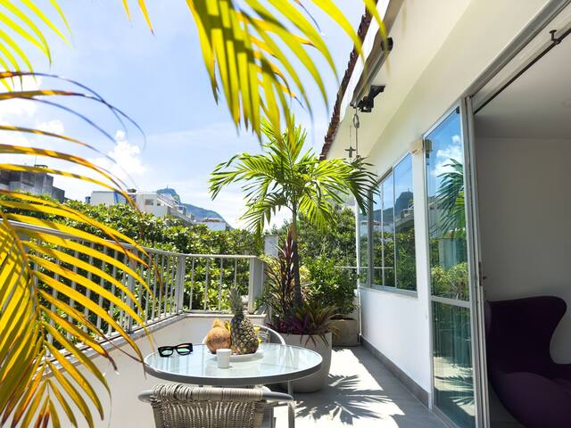 Nice penthouse with terrace in Ipanema gallery image 2