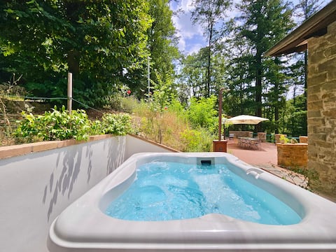 Nature Jacuzzi Villa Florence Mugello countryside