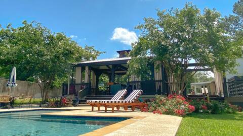 Country Estate + POOL + Hot Tub + Pavilion