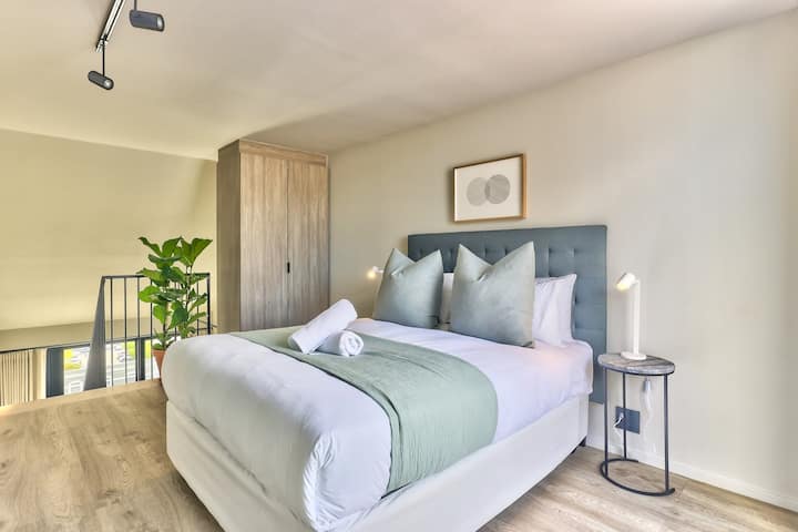 Chambre luxueuse avec lit Queen Size