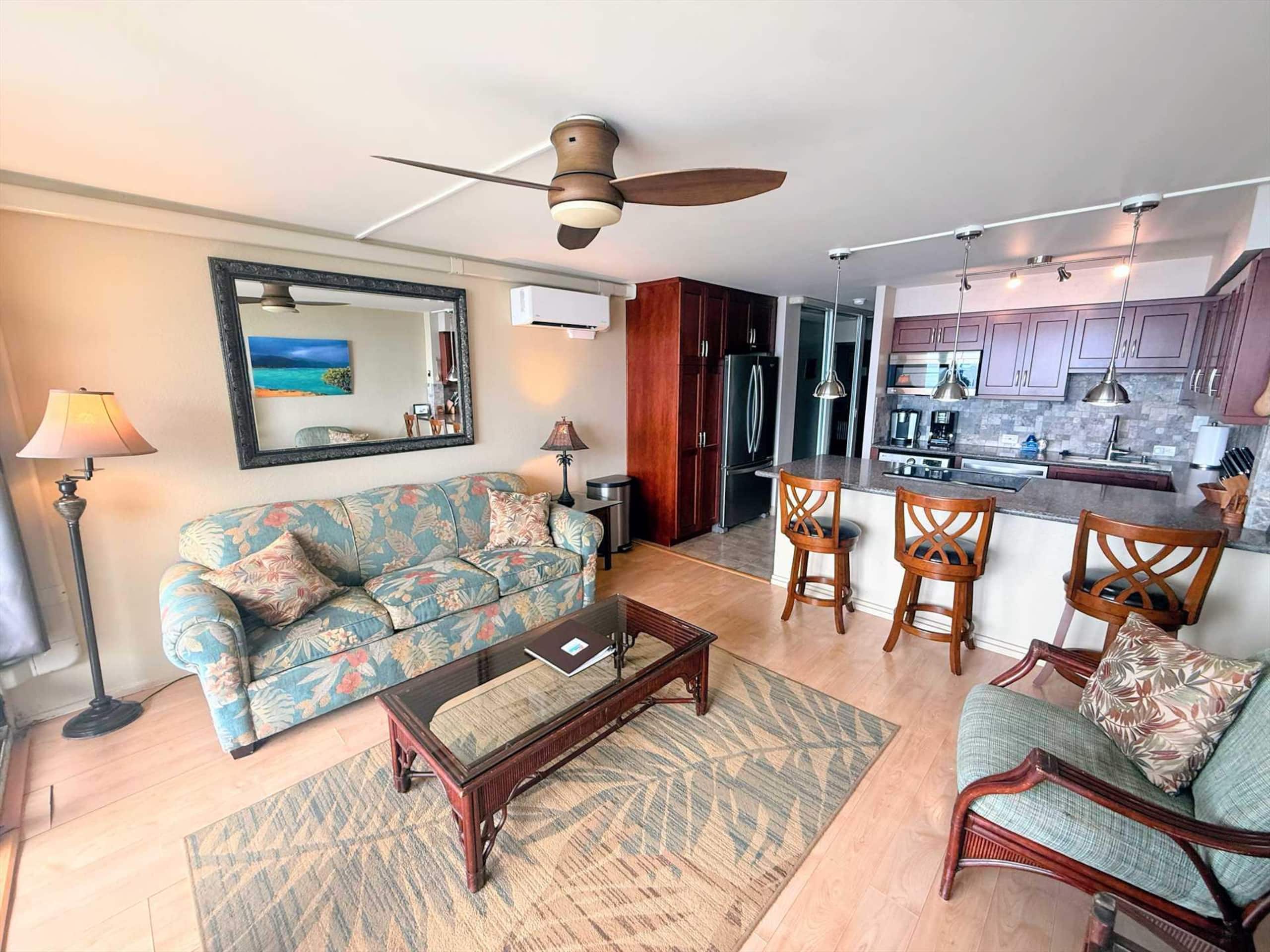Condo in Wailuku · ★4.74 · 1 bedroom · 2 beds · 1 private bath - Image 4