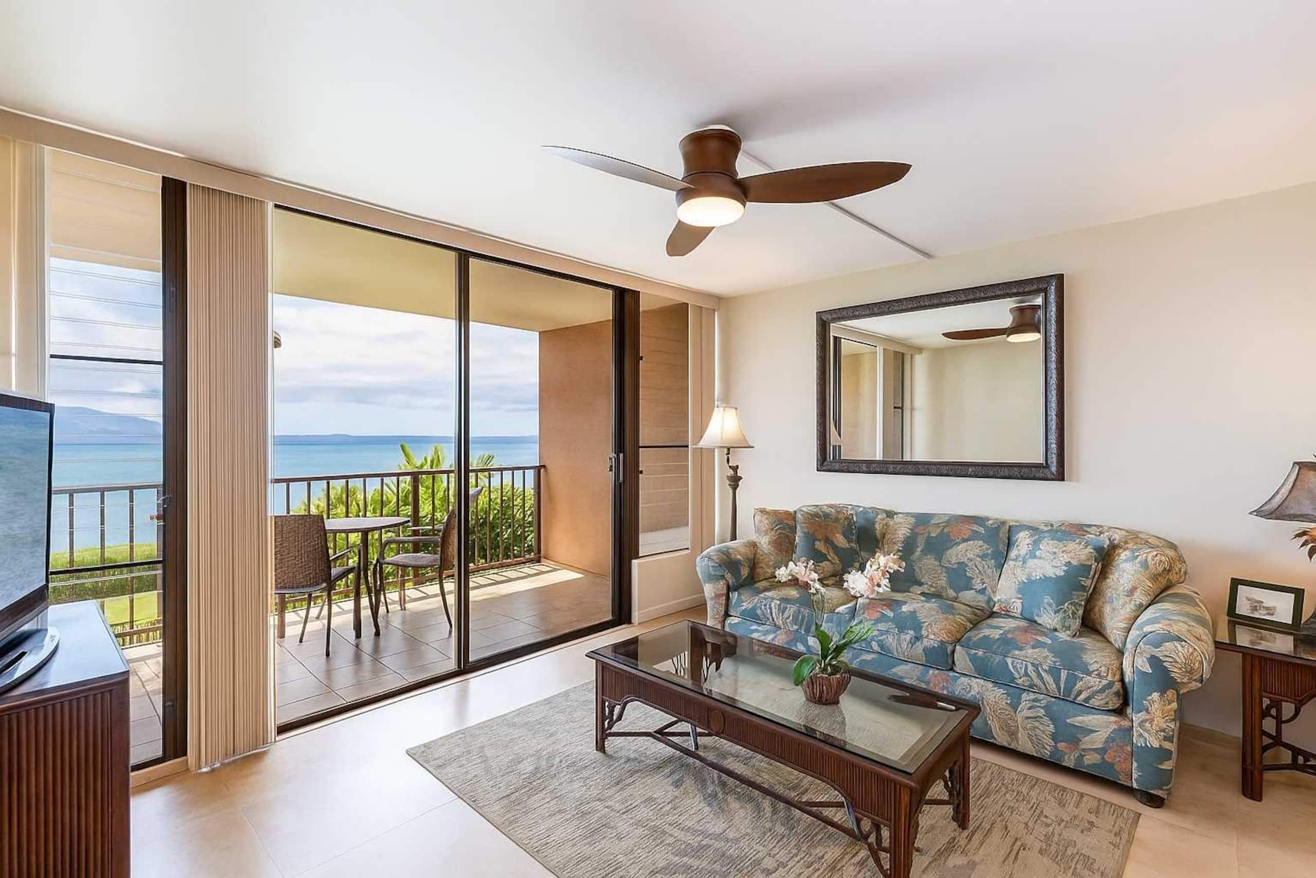 Condo in Wailuku · ★4.74 · 1 bedroom · 2 beds · 1 private bath - Image 3