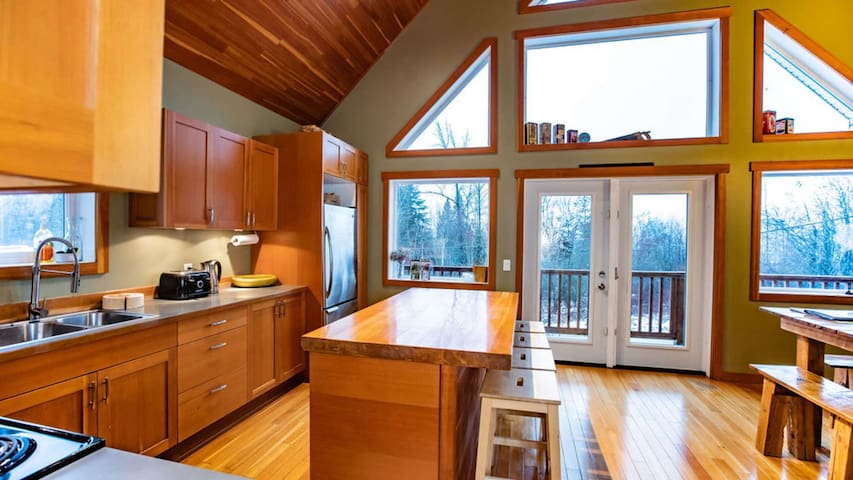 Revelstoke Vacation Rentals managed Airbnb listing 2