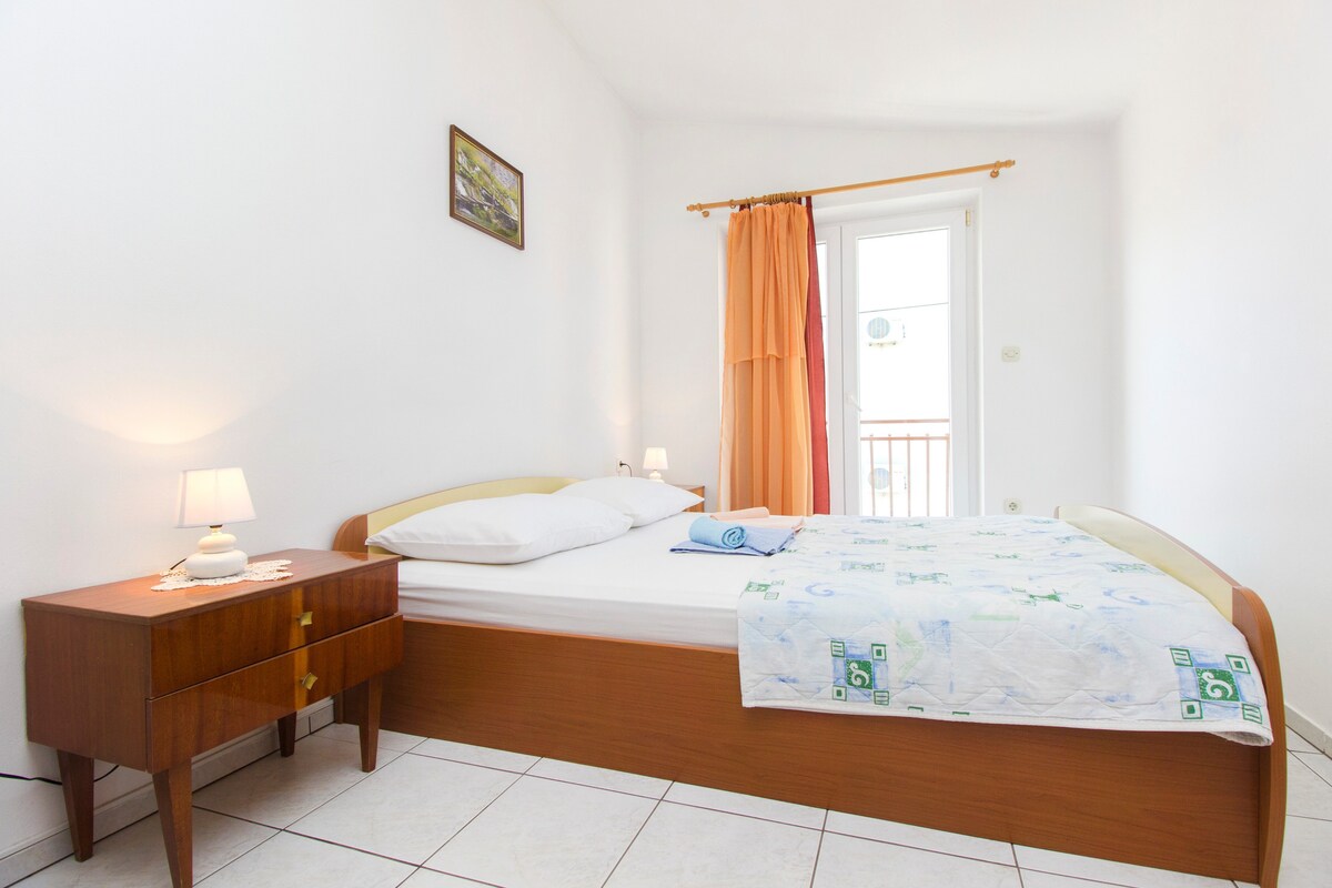 Спална соба, површина: 12 м²