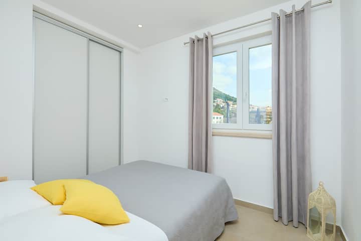 เตียงใหญ่