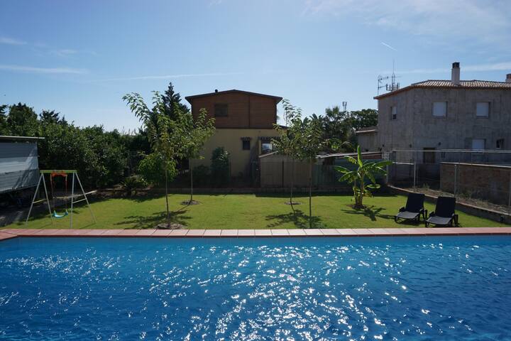 Happy In The Sun managed Airbnb listing 2