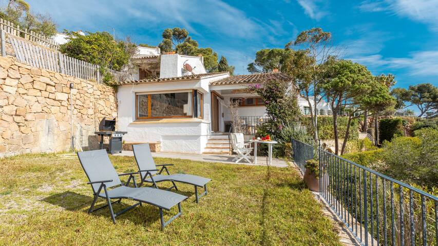 les teulades – villa with breathtaking sea views i gallery image 3