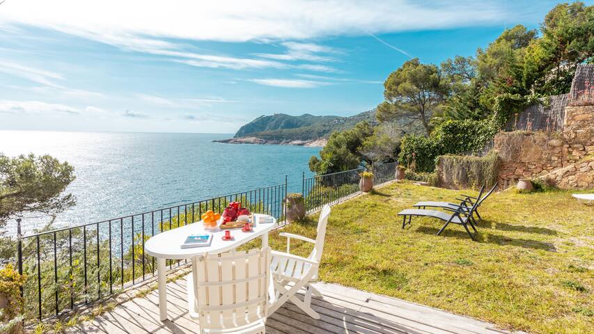 les teulades – villa with breathtaking sea views i gallery image 2