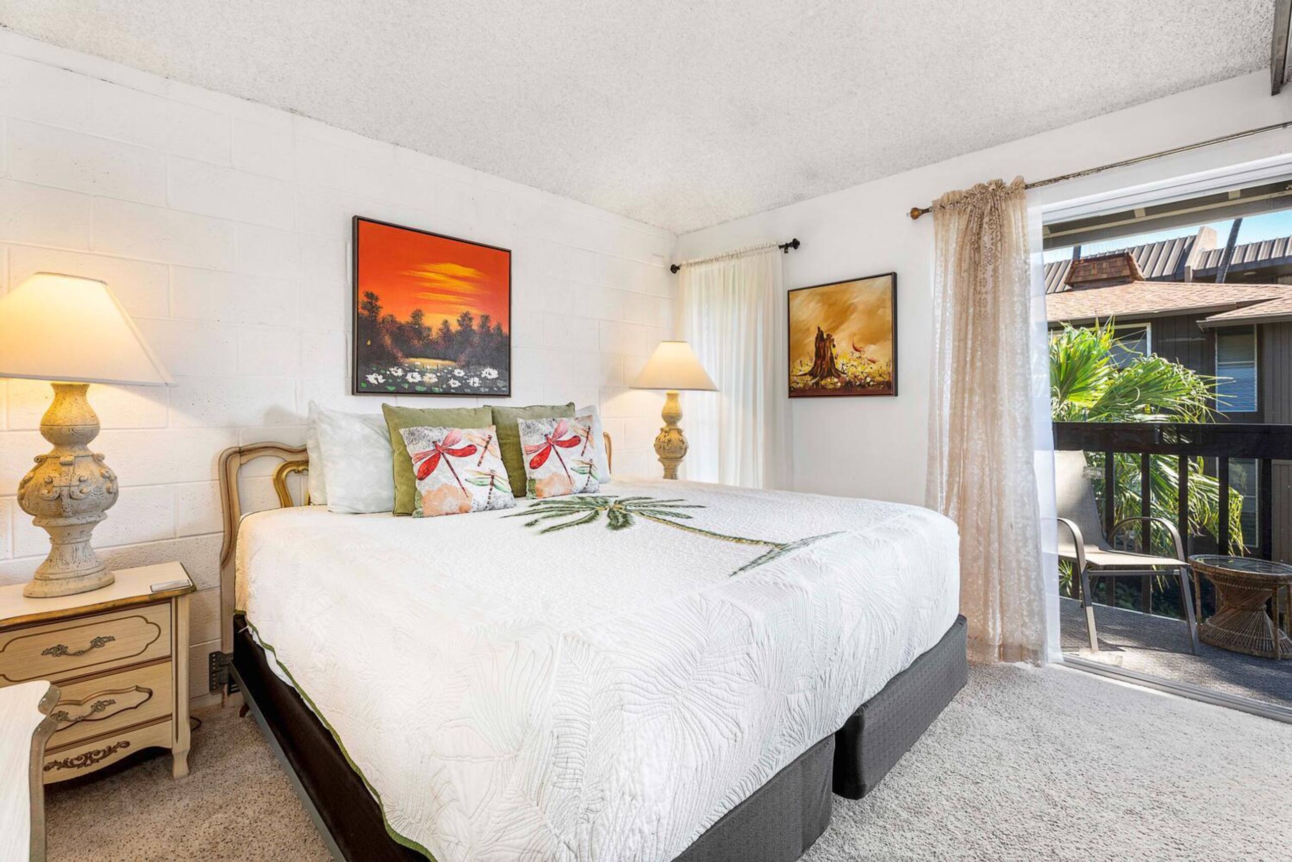 Condo in Kailua-Kona · ★4.86 · 1 bedroom · 4 beds · 1.5 private baths - Image 17