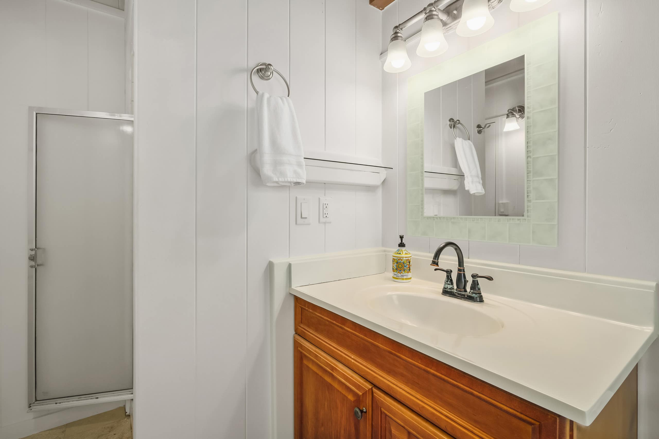 Home in Anahola · ★4.9 · 2 bedrooms · 3 beds · 2 baths - Photo 36