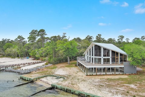 Arnica Bay Bliss-Great view,close to Pirates Cove!