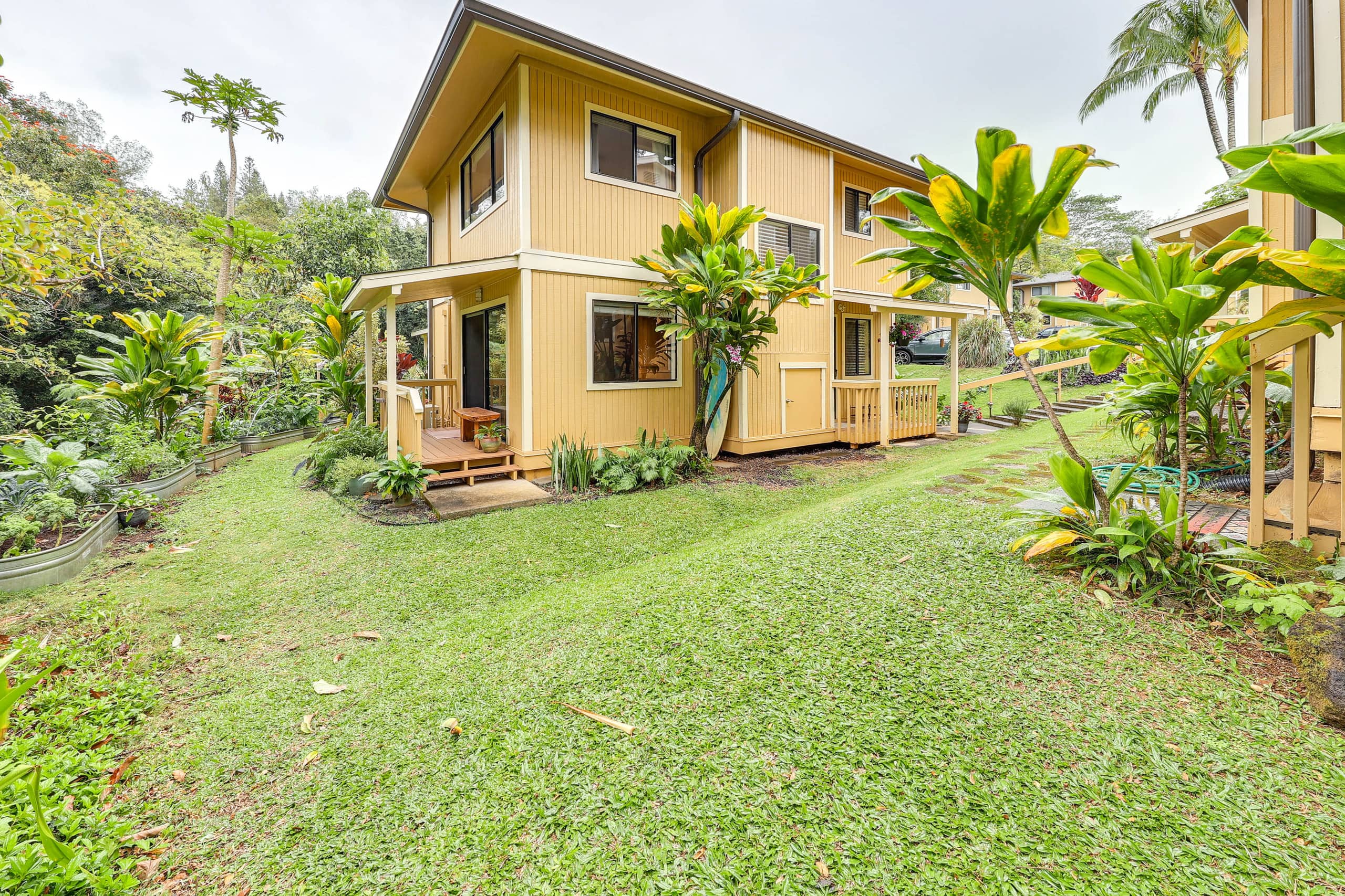 Condo in Princeville · ★4.84 · 2 bedrooms · 2 beds · 2 shared baths - Image 3