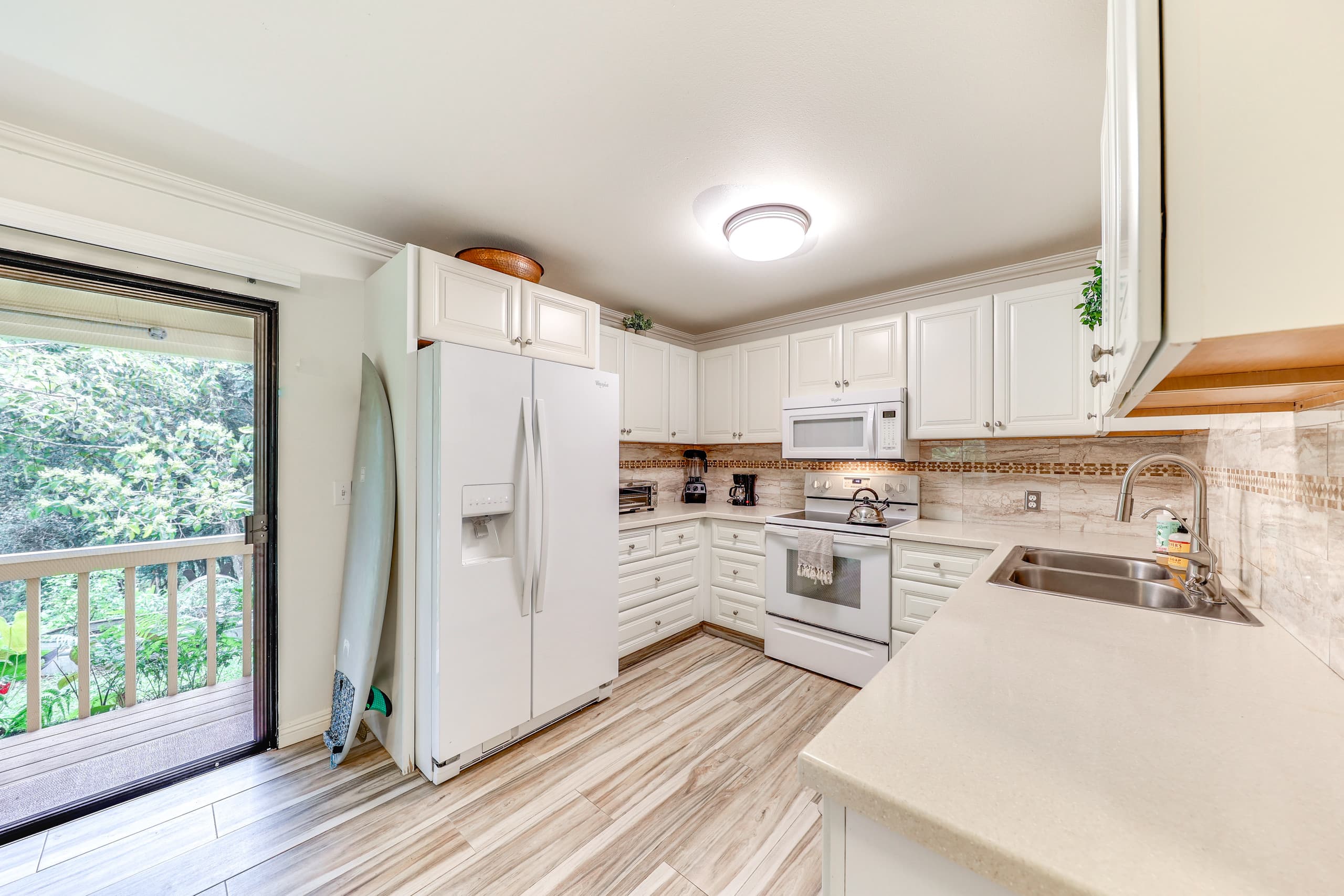 Condo in Princeville · ★4.84 · 2 bedrooms · 2 beds · 2 shared baths - Image 8