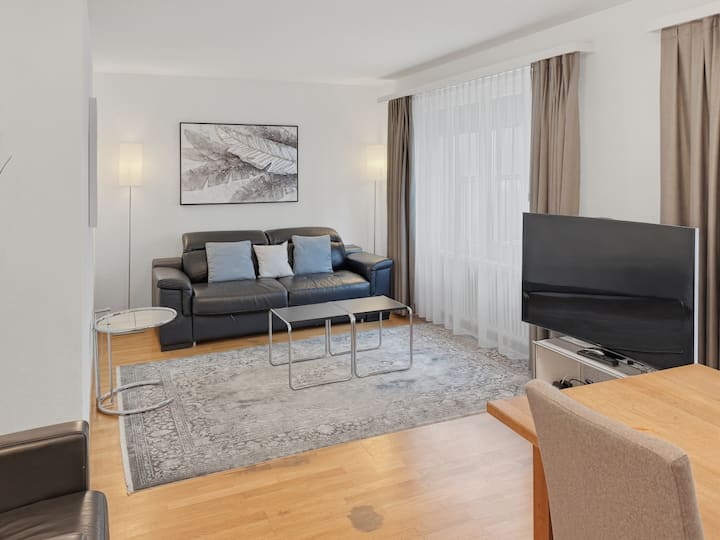 2 Br Apartment Near The Lake / City Centre D5 - Zürich