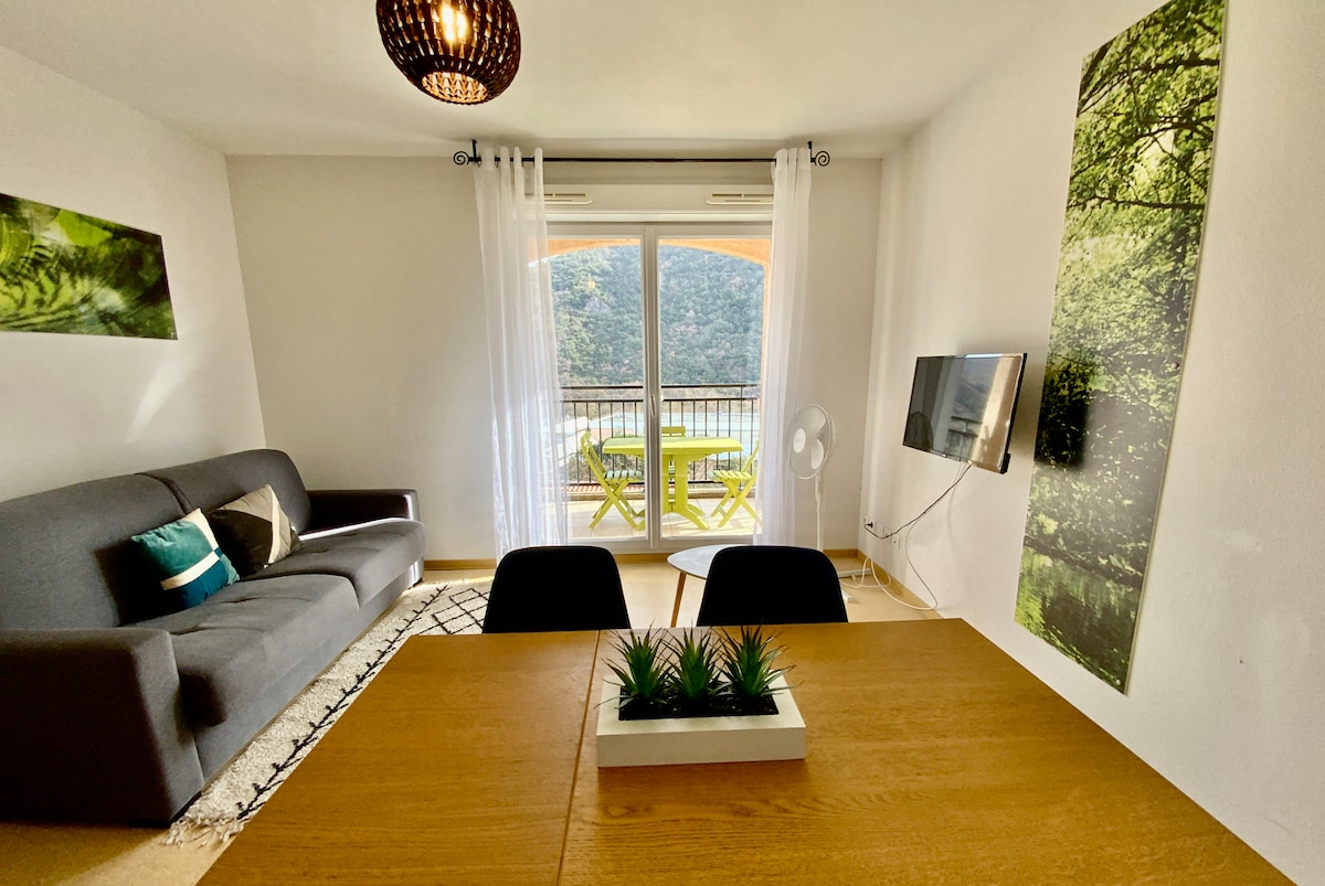 Top Airbnb: Les Naïades H40- 2 bedrooms for 6 people à Avène