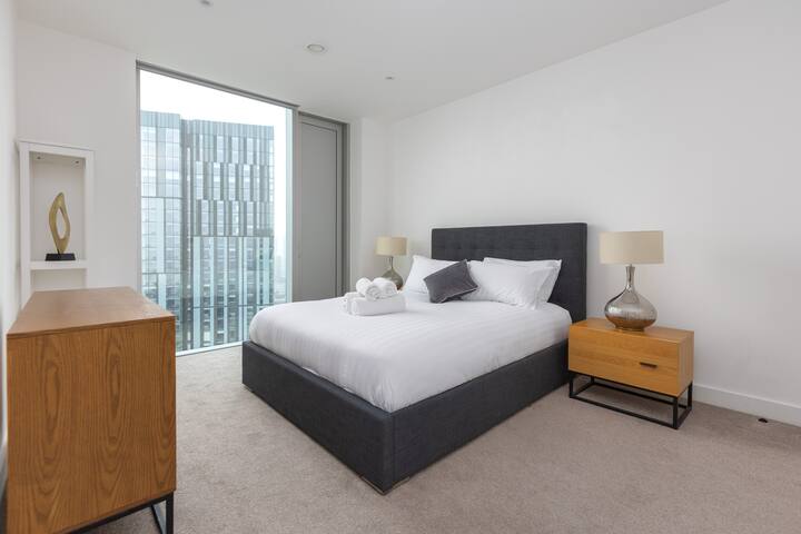 Sky High Living gallery image 2