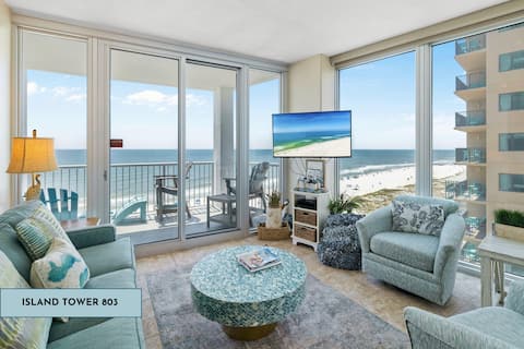Island Tower 803 by Liquid Life