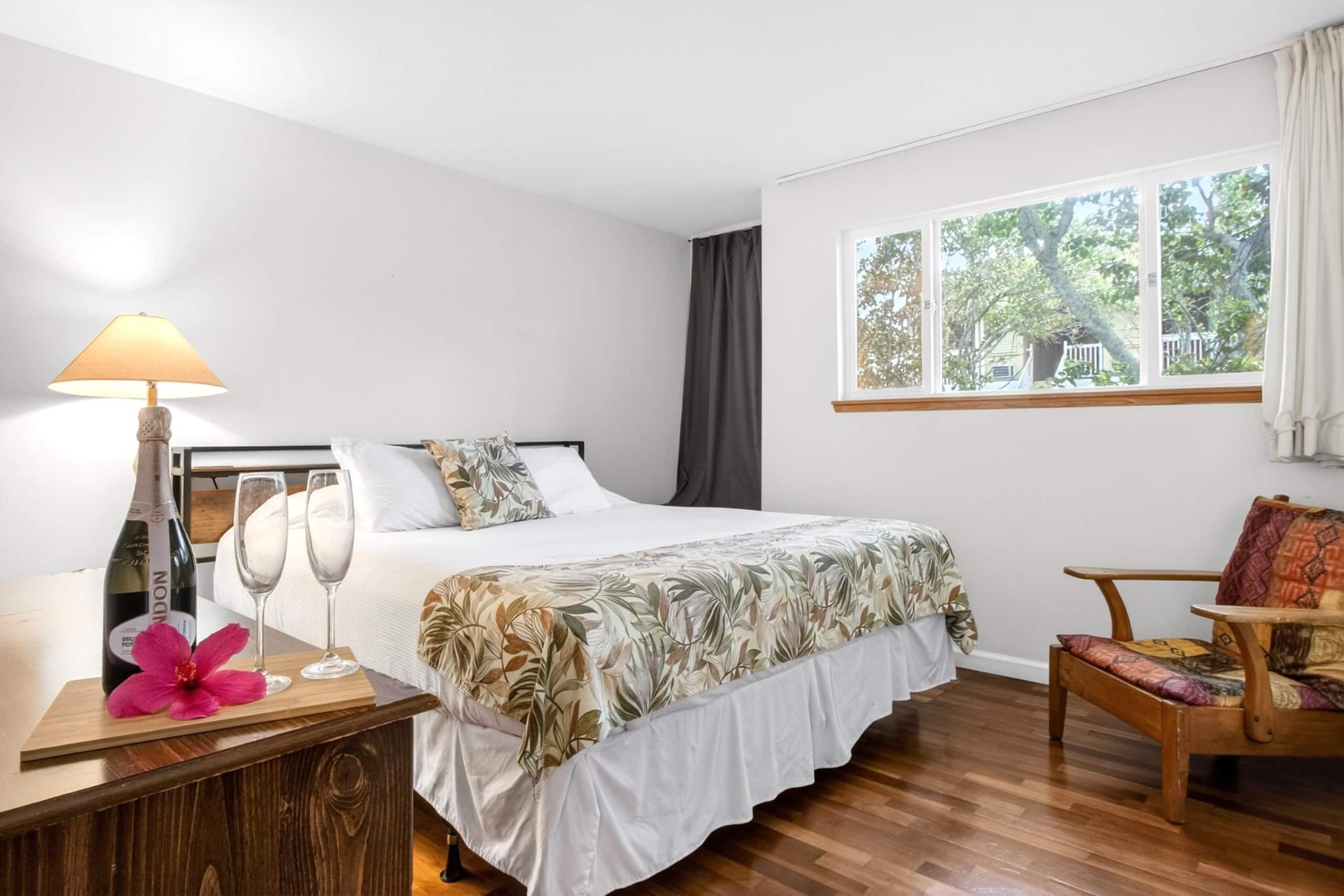 Condo in Kahuku · ★4.53 · 2 bedrooms · 3 beds · 1 private bath - Image 25