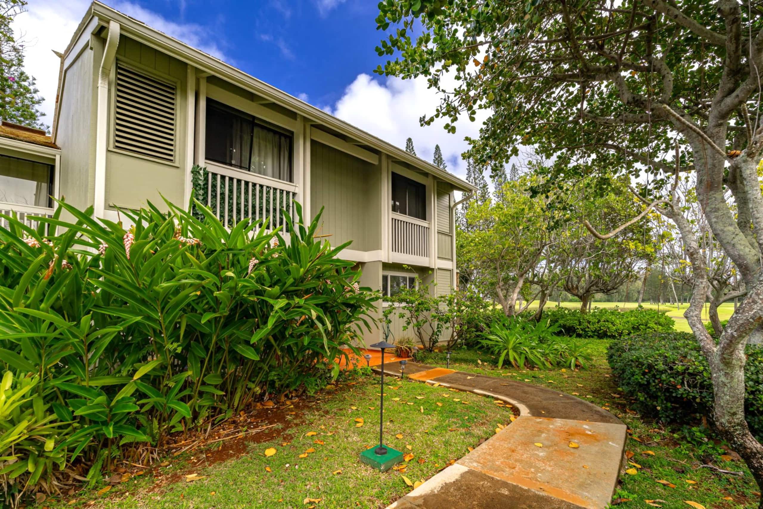 Condo in Kahuku · ★4.53 · 2 bedrooms · 3 beds · 1 private bath - Image 29