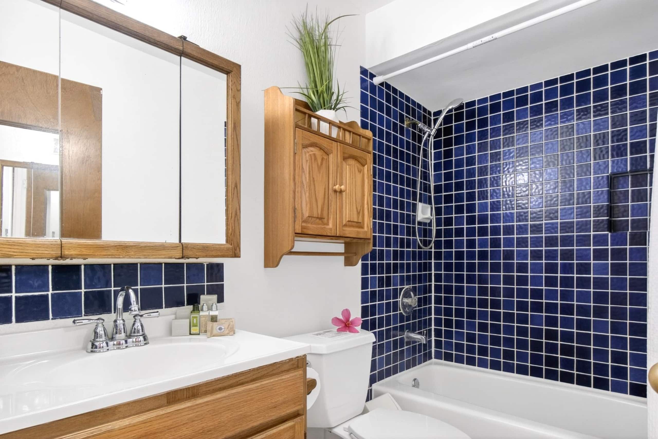 Condo in Kahuku · ★4.53 · 2 bedrooms · 3 beds · 1 private bath - Image 9