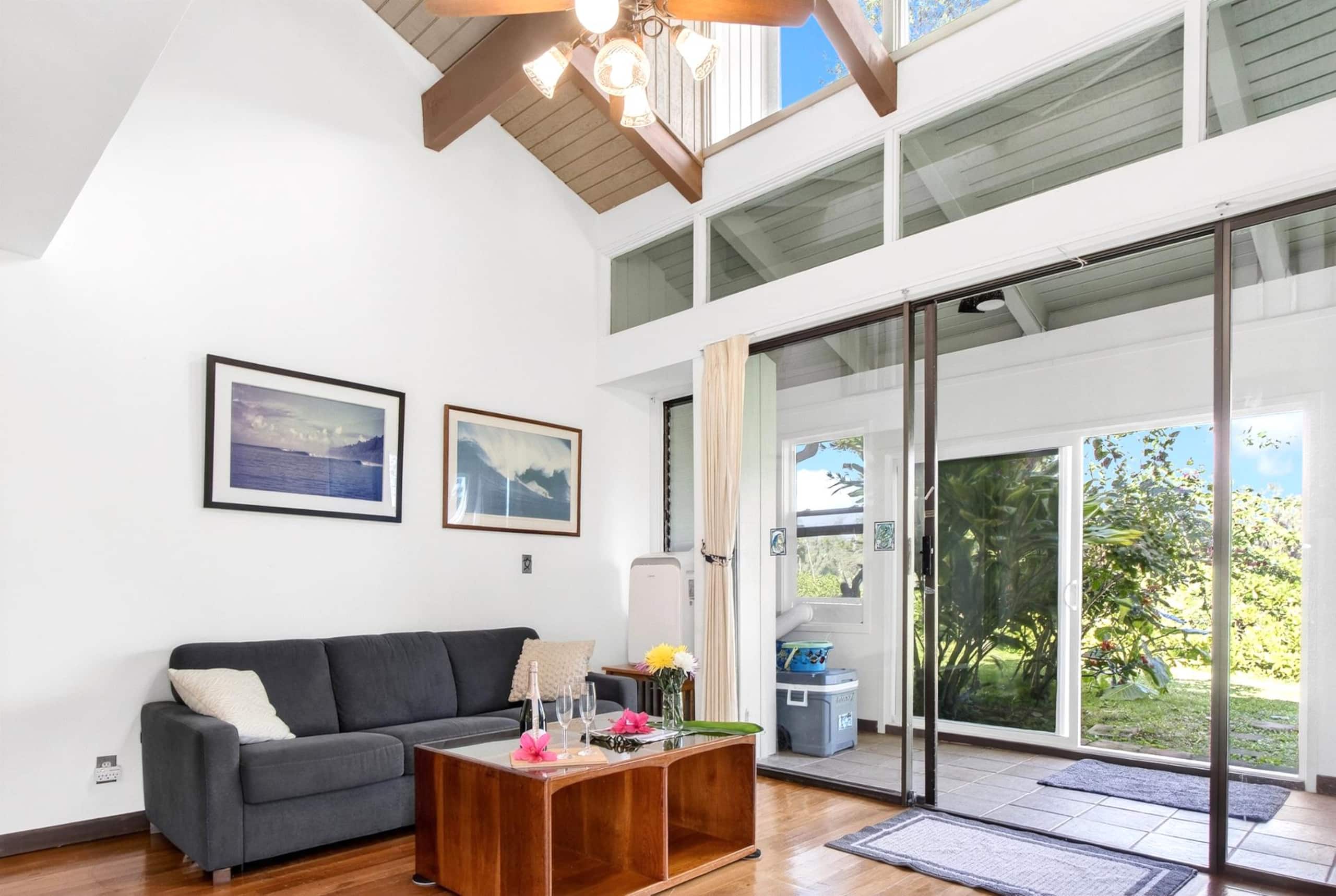 Condo in Kahuku · ★4.53 · 2 bedrooms · 3 beds · 1 private bath - Image 5