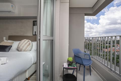 MY165 New apartment near metro and shopping center