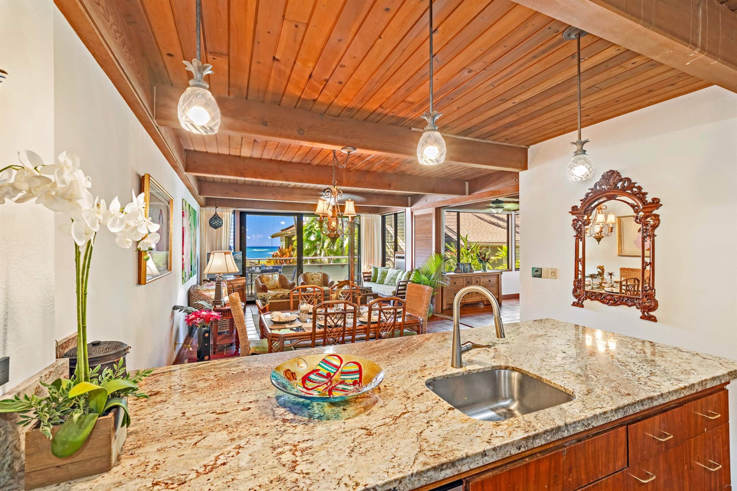 Condo in Lahaina · ★5.0 · 3 bedrooms · 6 beds · 3 baths - Image 18