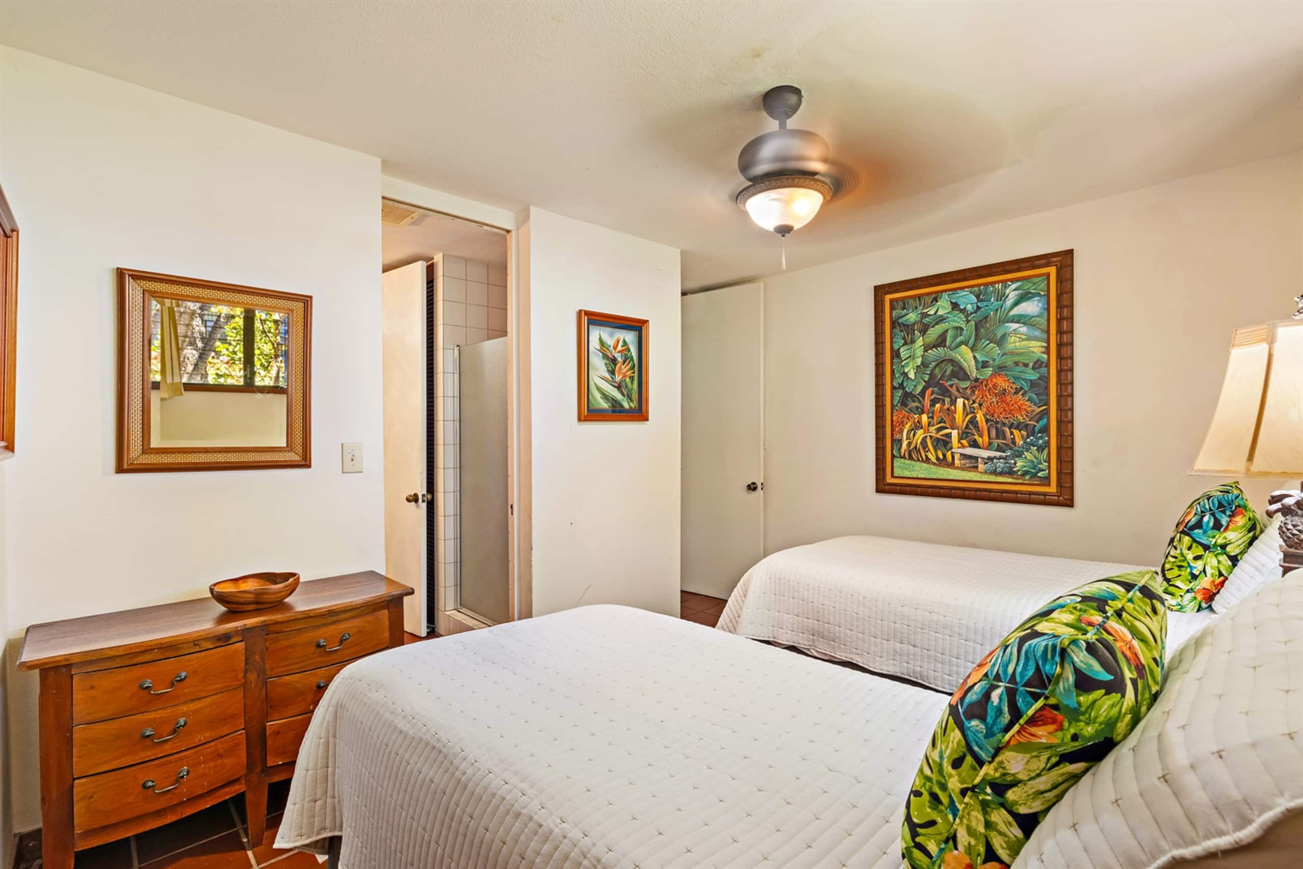 Condo in Lahaina · ★5.0 · 3 bedrooms · 6 beds · 3 baths - Image 31
