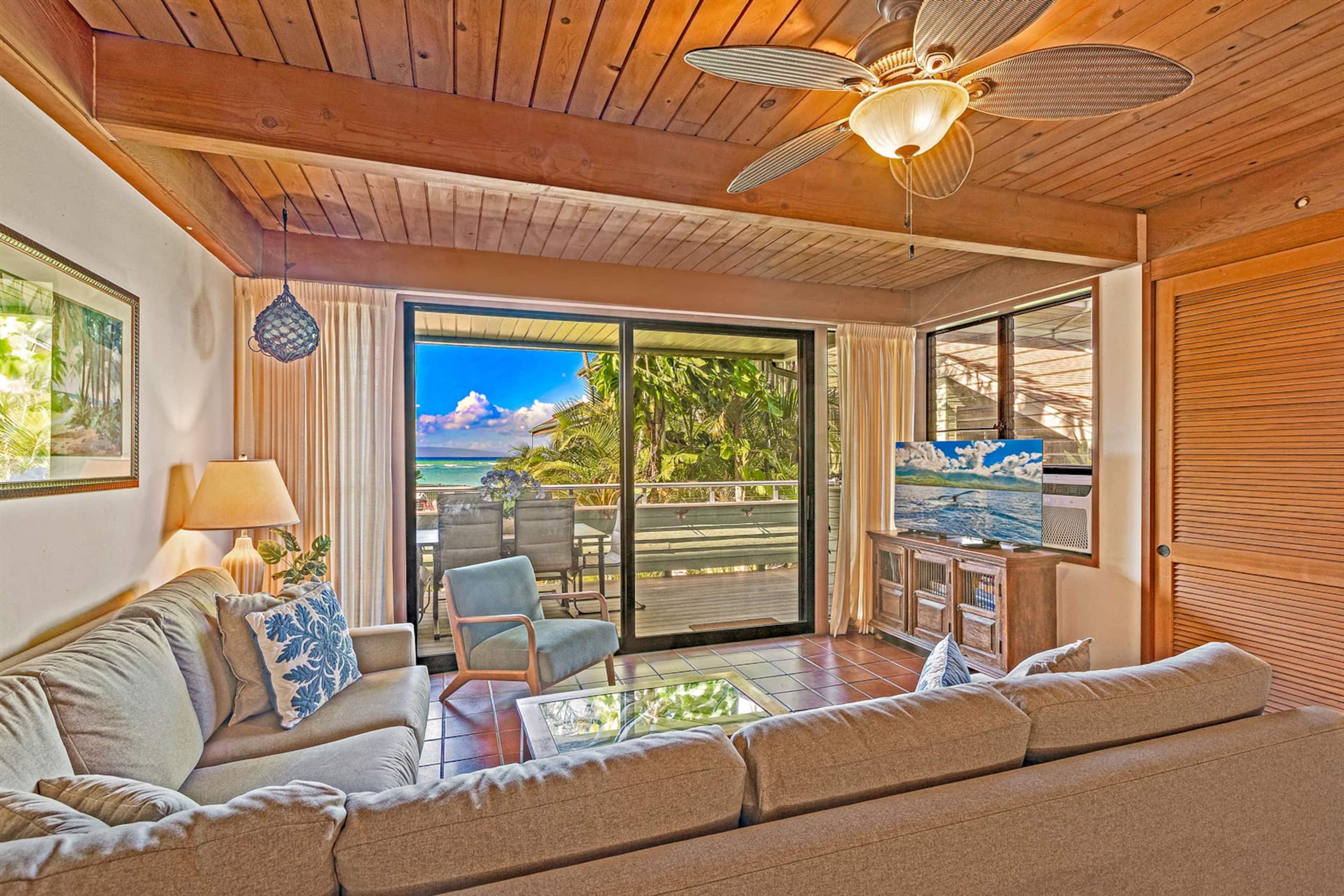 Condo in Lahaina · ★5.0 · 3 bedrooms · 6 beds · 3 baths - Image 3
