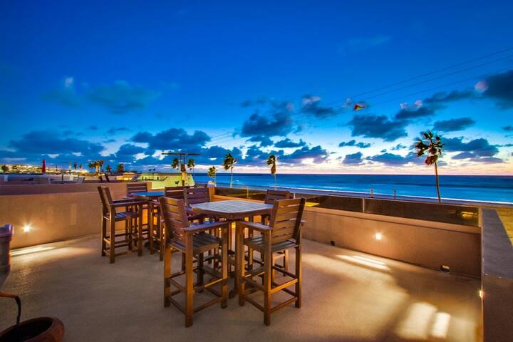 Surf & Sand | 3BR Mission Beach Steps to Shore