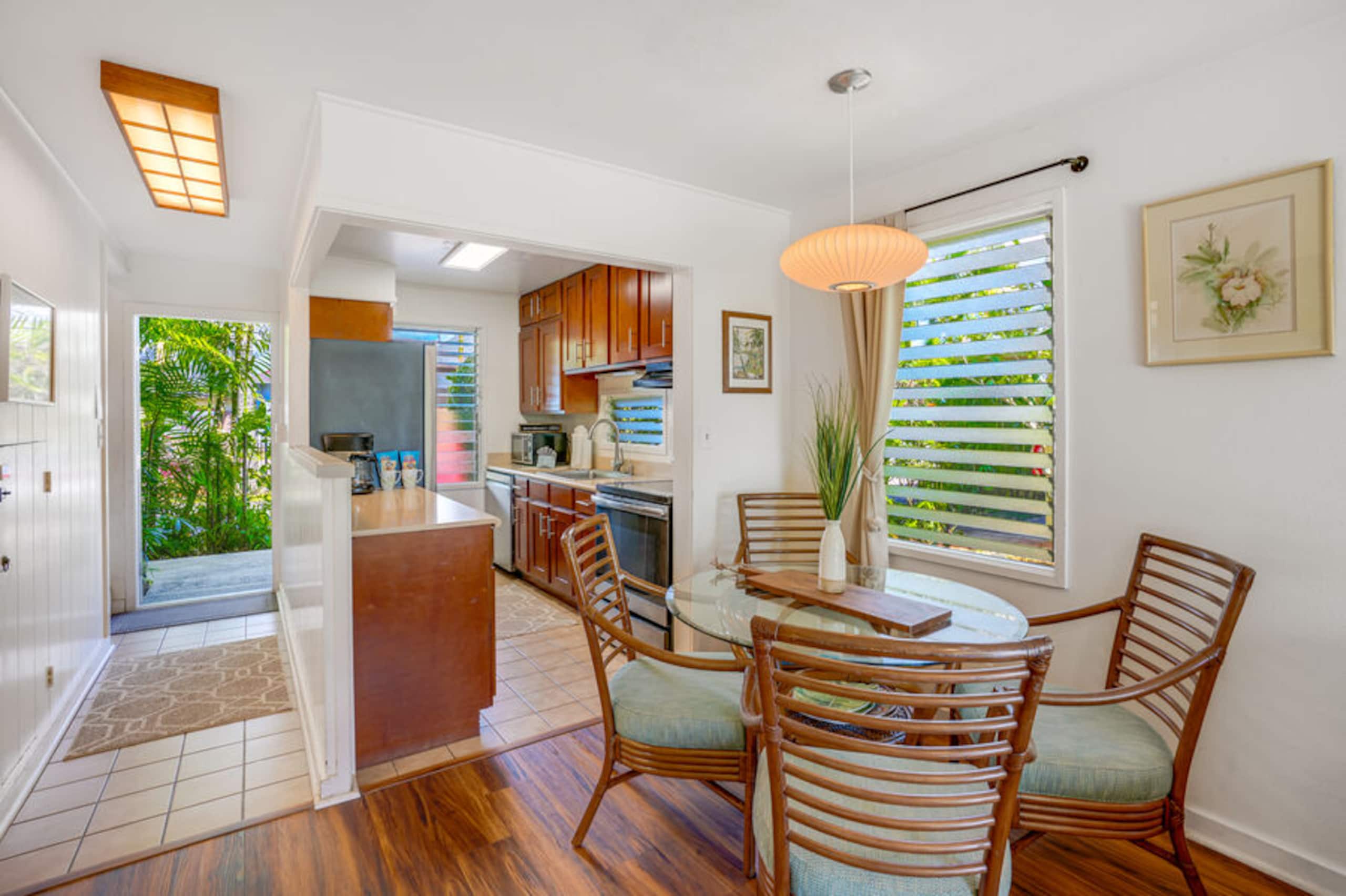 Condo in Kapaa · ★4.33 · 2 bedrooms · 2 beds · 1.5 baths - Image 4