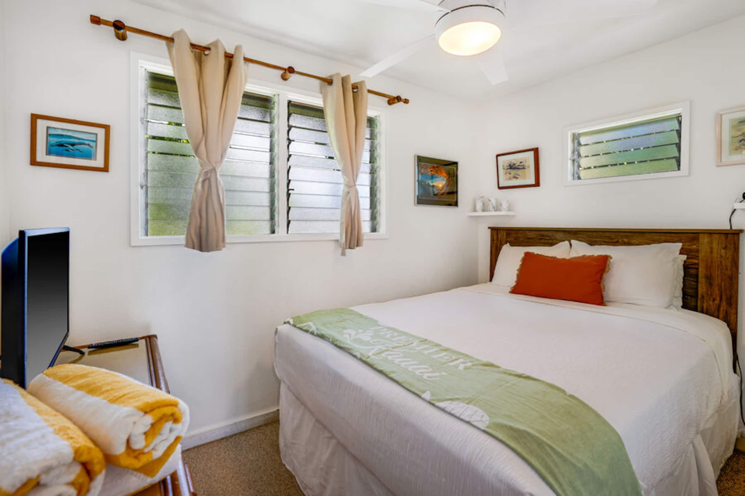 Condo in Kapaa · ★4.33 · 2 bedrooms · 2 beds · 1.5 baths - Image 10