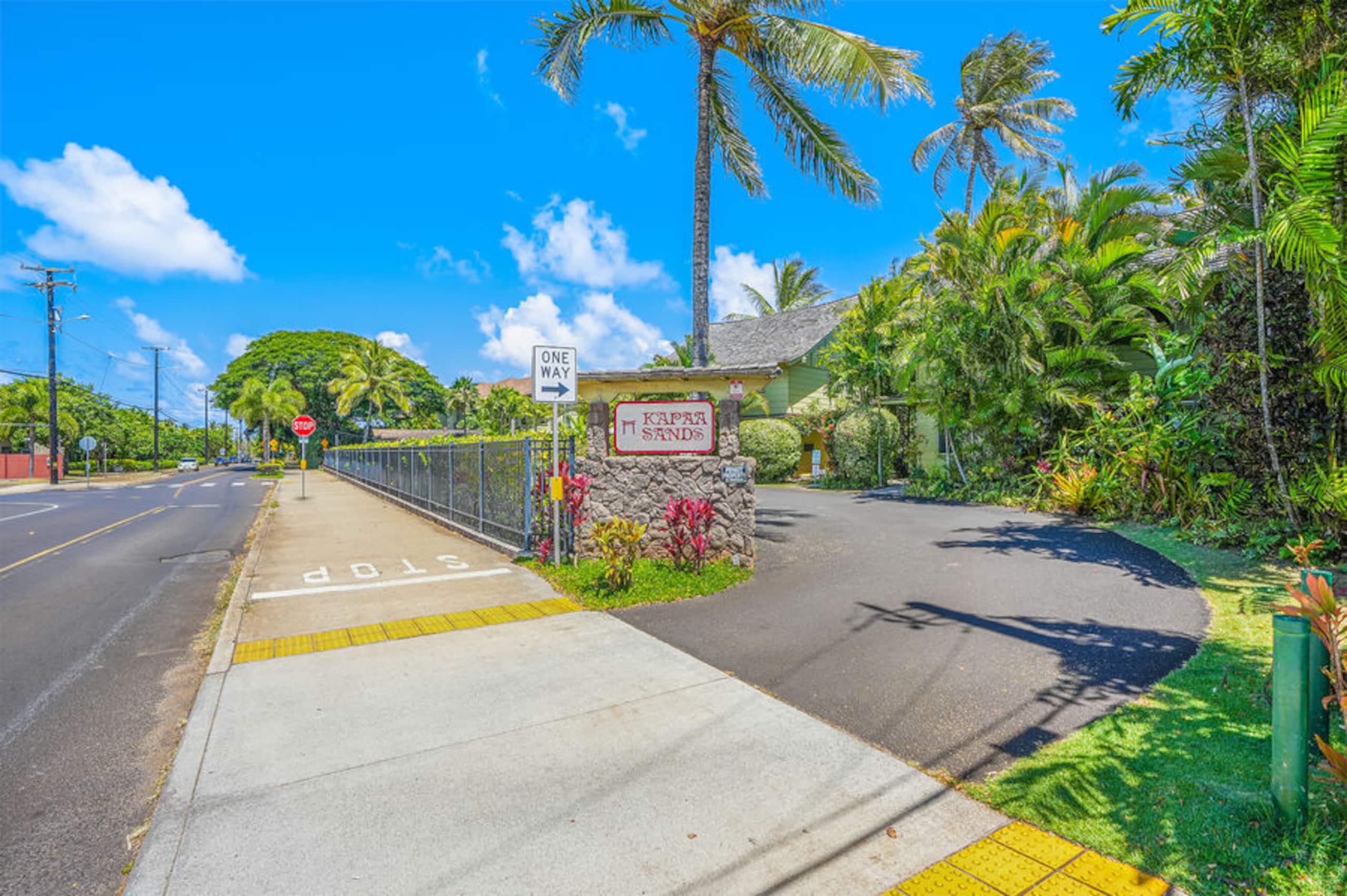 Condo in Kapaa · ★4.33 · 2 bedrooms · 2 beds · 1.5 baths - Image 34