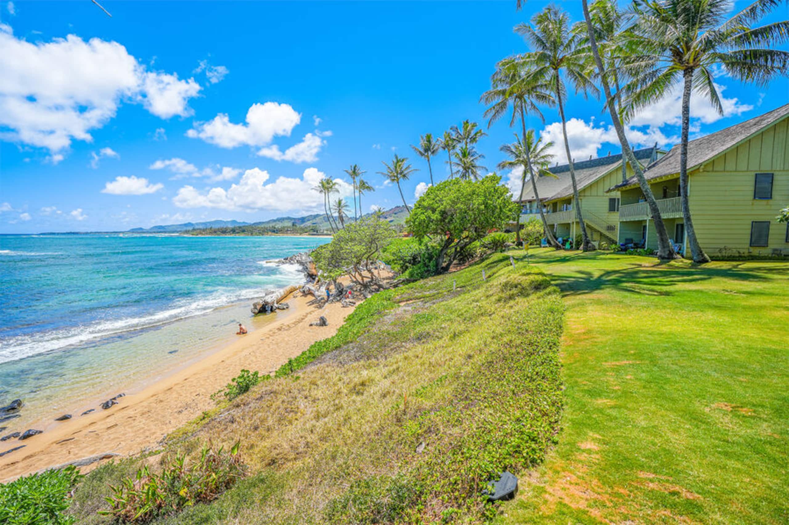 Condo in Kapaa · ★4.33 · 2 bedrooms · 2 beds · 1.5 baths - Image 38
