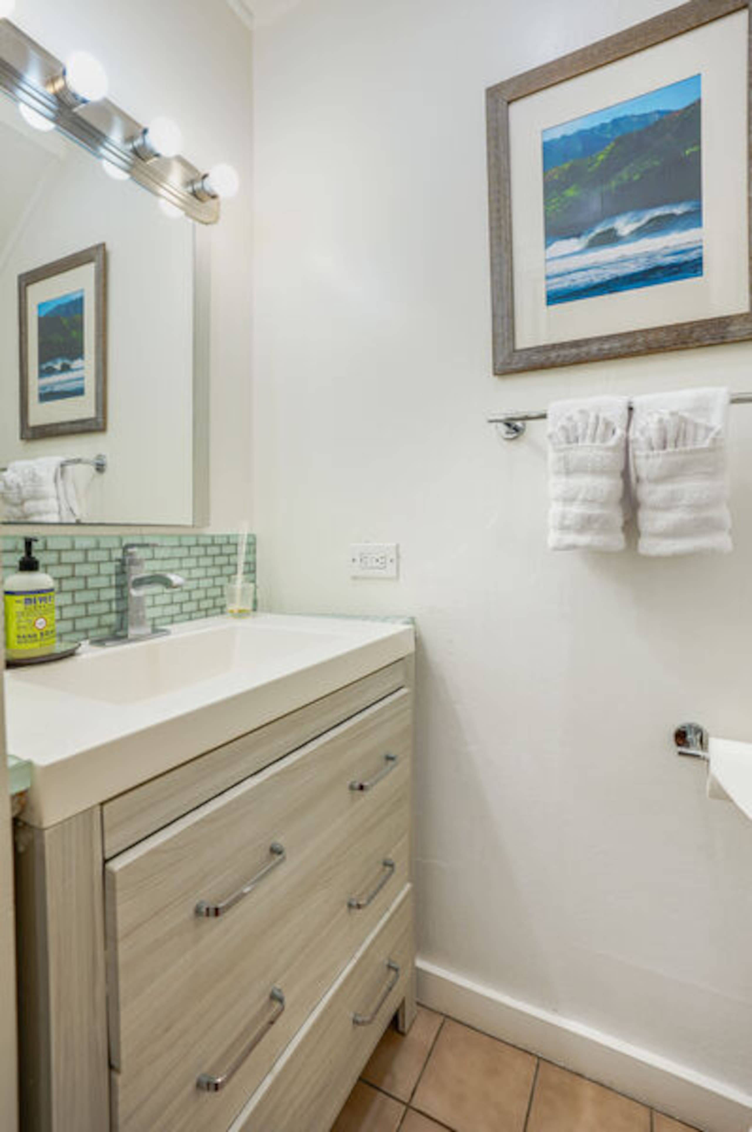 Condo in Kapaa · ★4.33 · 2 bedrooms · 2 beds · 1.5 baths - Image 13