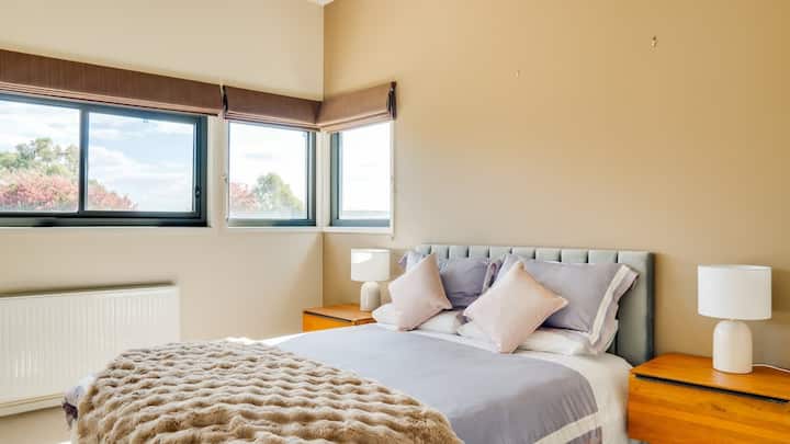 Mountain view room 6
