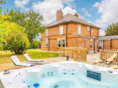 5 Bed in Sawtry (86894)