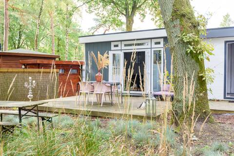 Lovely Cottage Hoenderloo | Pool | Kids -