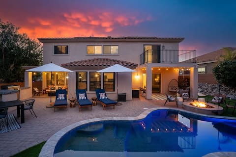 Family Fun! Sleeps 12 | Pool | Fire Pit | PuttPutt