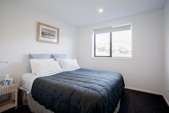 Air BnB_Doug Ledgerwood Dr -15